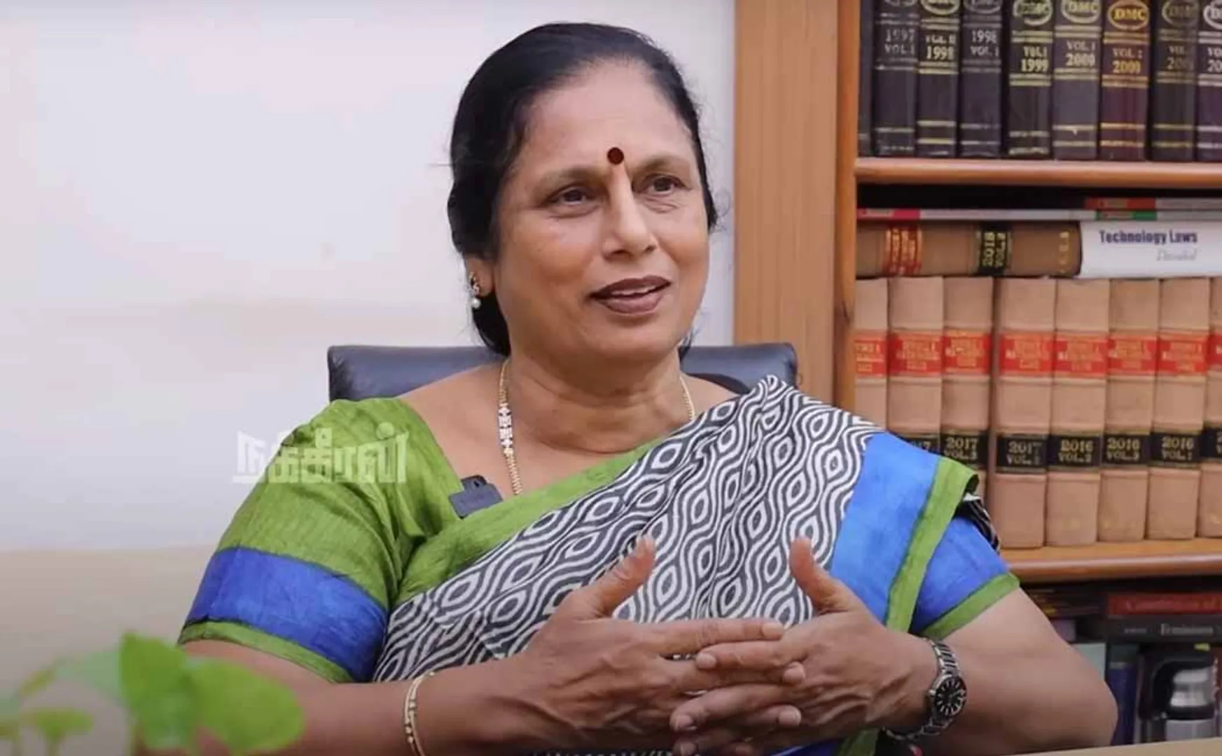 Advocate Santhakumari's Valakku En - 24